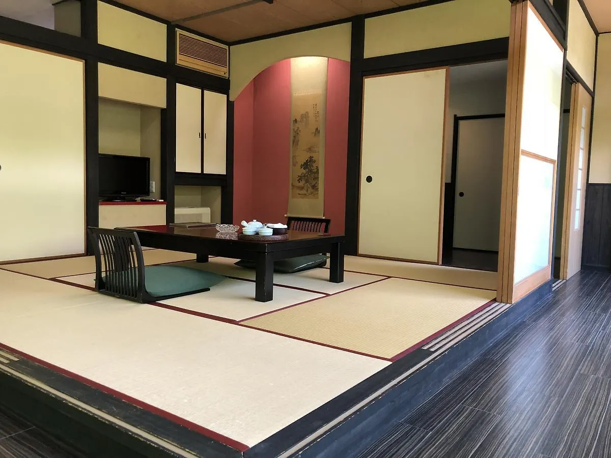ホテルBangakuro 箱根町 4*,
