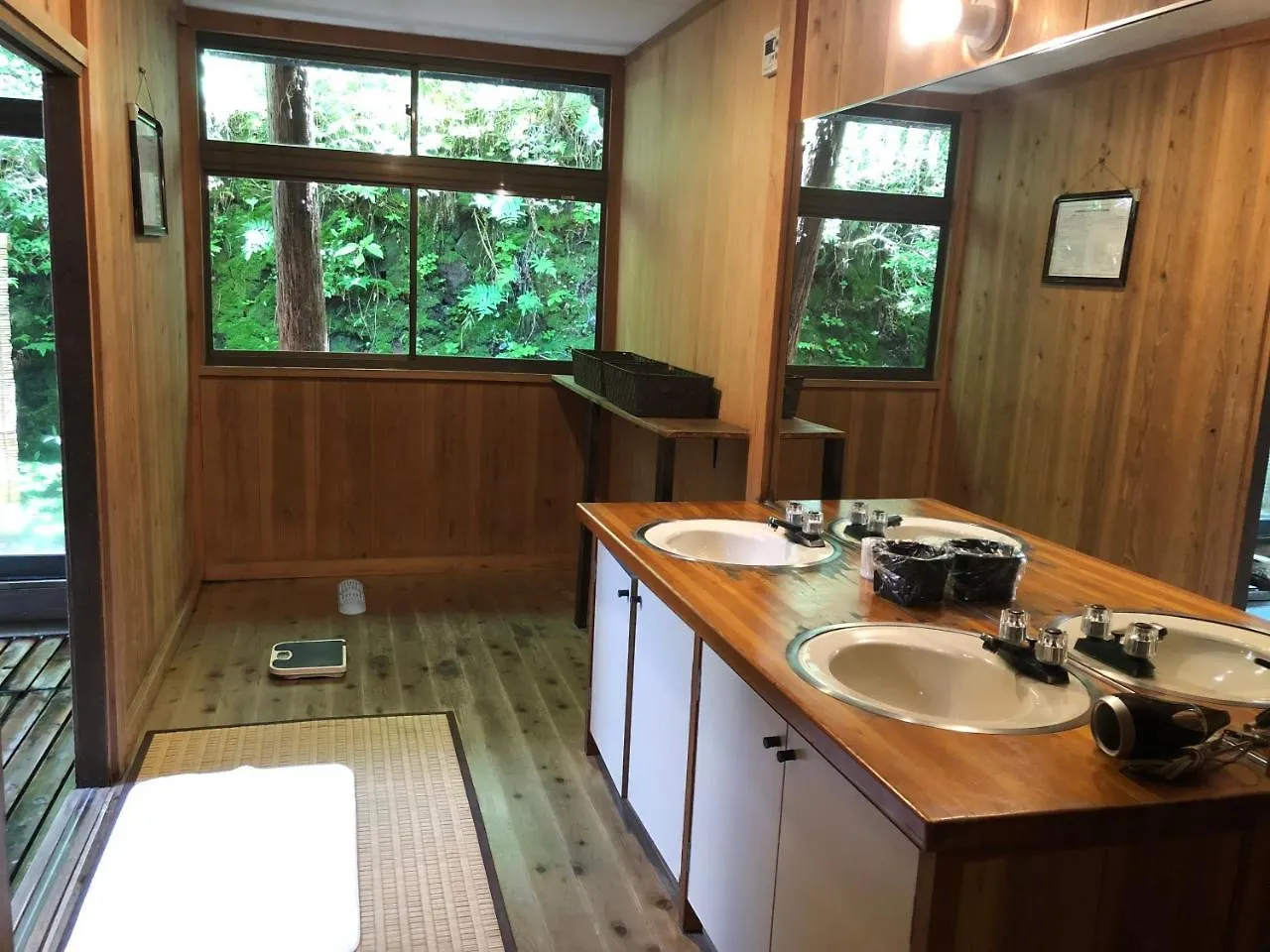 ホテルBangakuro 箱根町 4*,